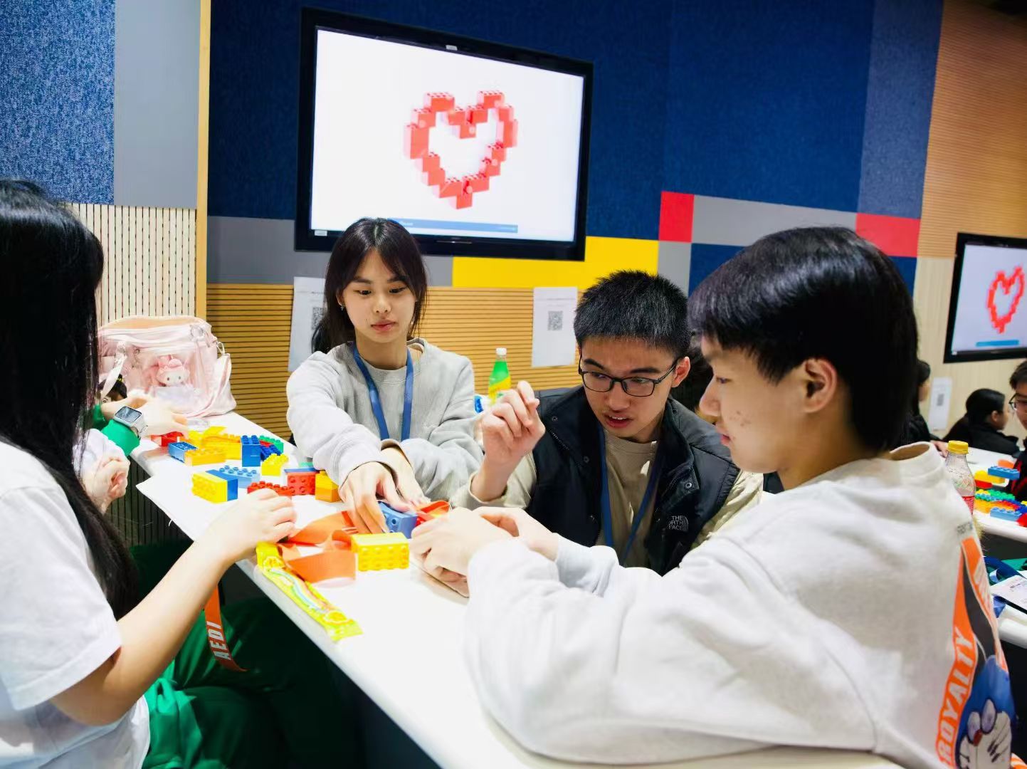 港校招生政策、留学资讯、菁英论坛讲座报名港校招生政策、留学资讯